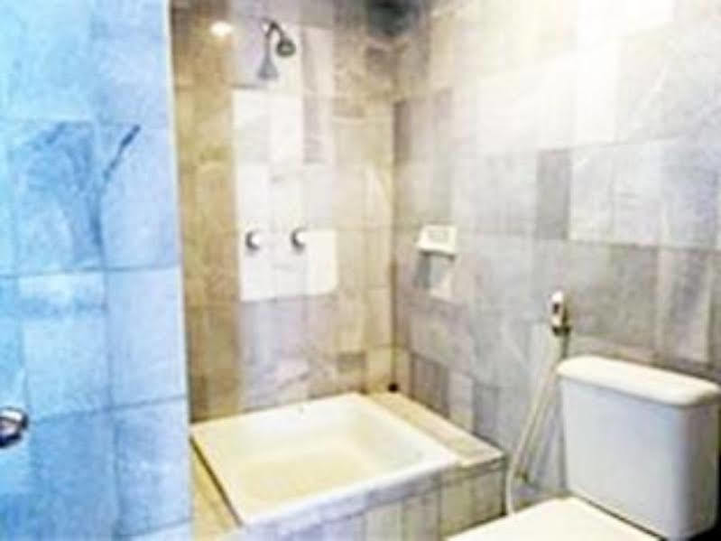 Hotel Asia Hotel 3*
